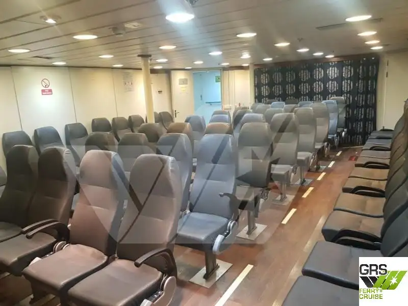 رو-رو جہاز فروخت کے لیے
