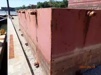 بارج فروخت کے لیے