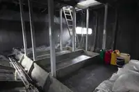 عملے کی کشتی فروخت کے لیے