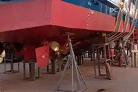 بحری جہاز فروخت کے لیے