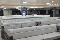 بحری جہاز فروخت کے لیے