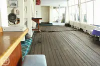 بحری جہاز فروخت کے لیے