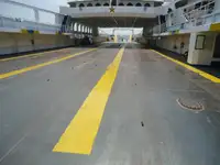 بحری جہاز فروخت کے لیے