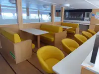 بحری جہاز فروخت کے لیے