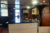 بحری جہاز فروخت کے لیے