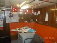 عملے کی کشتی فروخت کے لیے