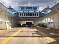 بحری جہاز فروخت کے لیے