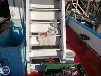بحری جہاز فروخت کے لیے