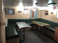 ٹراولر فروخت کے لیے