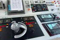 رو-رو جہاز فروخت کے لیے