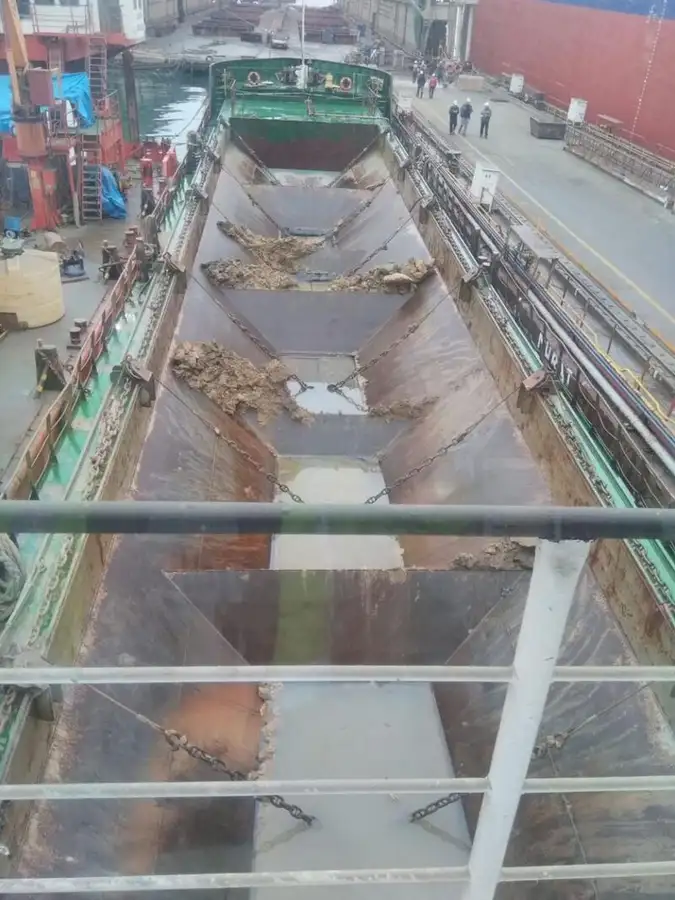 بارج فروخت کے لیے
