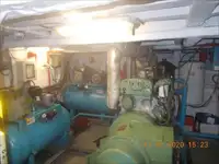 عملے کی کشتی فروخت کے لیے