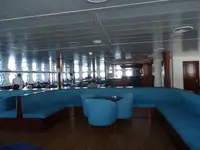 بحری جہاز فروخت کے لیے