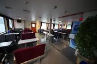 رو-رو جہاز فروخت کے لیے
