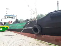 Oil/Chemical tanker فروخت کے لئے