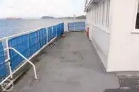 بحری جہاز فروخت کے لیے