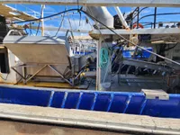 ٹراولر فروخت کے لیے