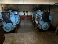 بحری جہاز فروخت کے لیے