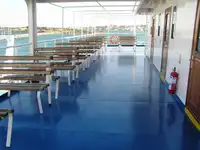 بحری جہاز فروخت کے لیے