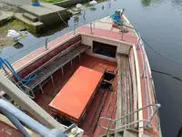 بحری جہاز فروخت کے لیے