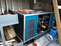 ٹراولر فروخت کے لیے