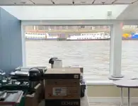 کروز فیری فروخت کے لیے