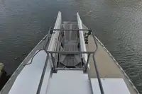 بحری / فوجی جہاز فروخت کے لیے