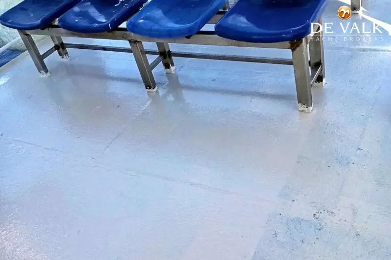بحری جہاز فروخت کے لیے