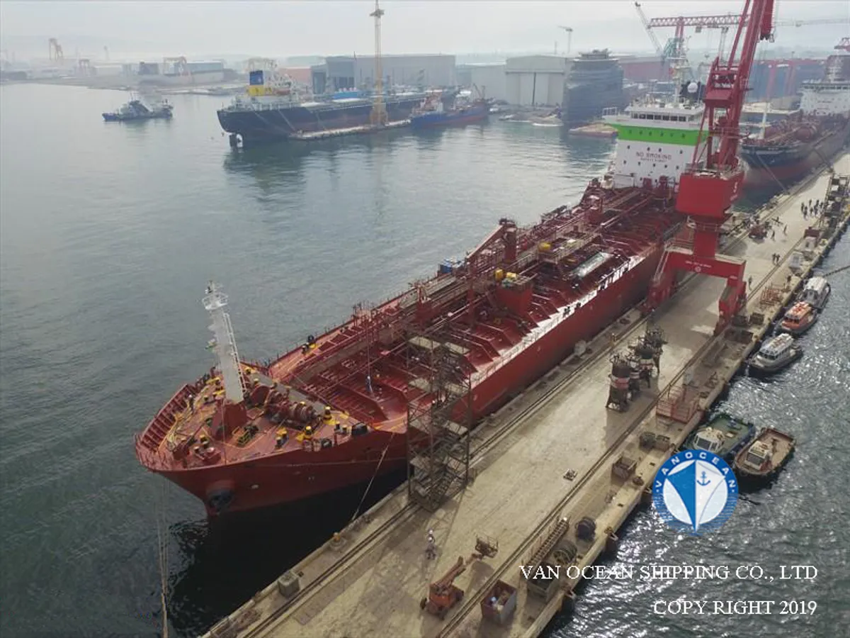 تیل/کیمیکل ٹینکر فروخت کے لیے