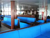 بحری جہاز فروخت کے لیے