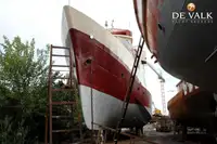 بحری جہاز فروخت کے لیے