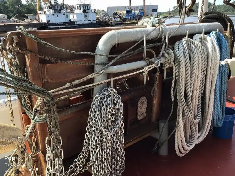 ٹراولر فروخت کے لیے