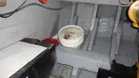 بحری جہاز فروخت کے لیے