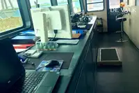 بحری جہاز فروخت کے لیے