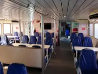 بحری جہاز فروخت کے لیے