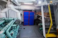 بحری جہاز فروخت کے لیے
