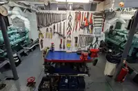 بحری جہاز فروخت کے لیے