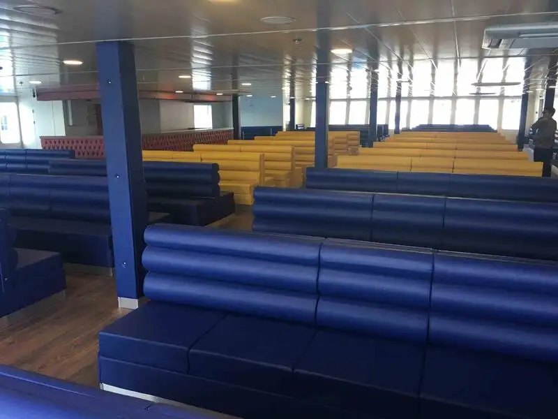 بحری جہاز فروخت کے لیے