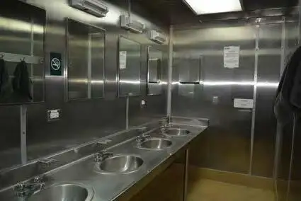 ایل این جی بحری جہاز فروخت کے لیے