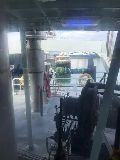 ٹراولر فروخت کے لیے