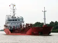 Oil/Chemical tanker فروخت کے لئے