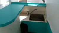 عملے کی کشتی فروخت کے لیے
