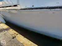 بحری جہاز فروخت کے لیے