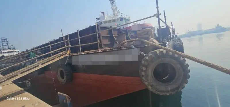 بارج فروخت کے لیے