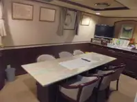 پٹرول بوت فروخت کے لیے