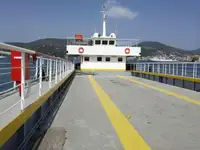 بحری جہاز فروخت کے لیے