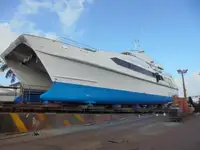 بحری جہاز فروخت کے لیے