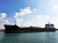 Oil/Chemical tanker فروخت کے لئے