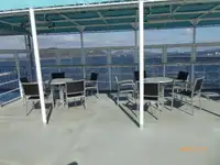 بحری جہاز فروخت کے لیے