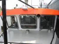 عملے کی کشتی فروخت کے لئے